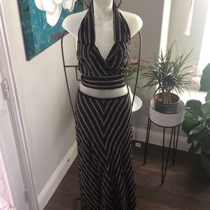 2 piece pants and backless shirt